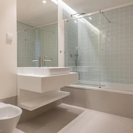 Facing By Innkeeper アルマカオ・デ・ペラ