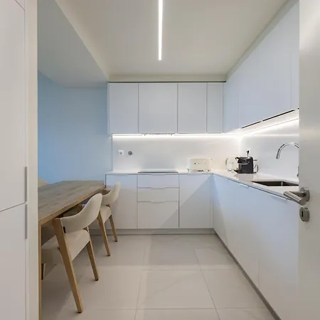 Facing By Innkeeper アルマカオ・デ・ペラ