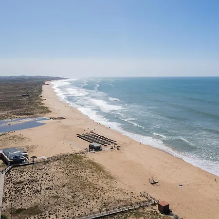 Facing By Innkeeper * アルマカオ・デ・ペラ